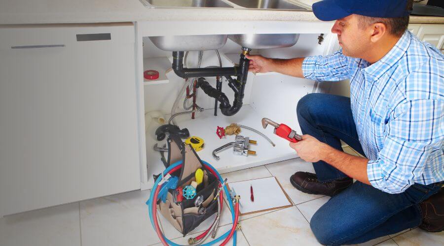 Professional Leak Detection Services in Bronston, KY